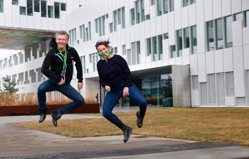 Tech-gründerne i WeMe Facilitators Linda og Jan: – God dialog gir mindre stress og økt jobbglede